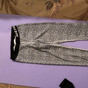 nike pro leggings